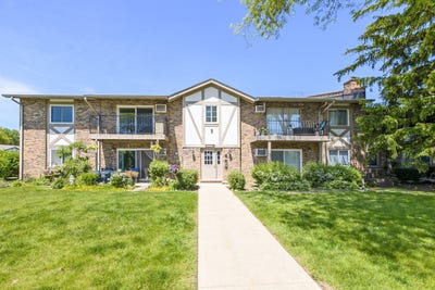 /international/us/16w540-lake-drive-willowbrook-il-110108301290/