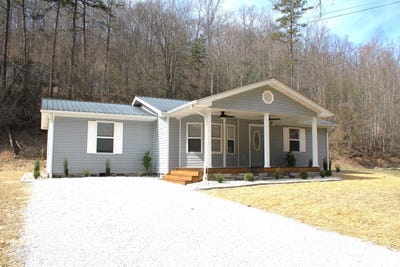 /international/us/4343-north-hwy-421-manchester-ky-110097831477/