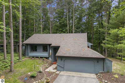 /international/us/4281-baywood-traverse-city-mi-110100657969/?lang=en