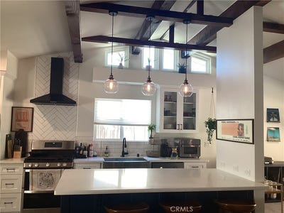 /international/us/233-almon-drive-thousand-oaks-ca-110106706786/