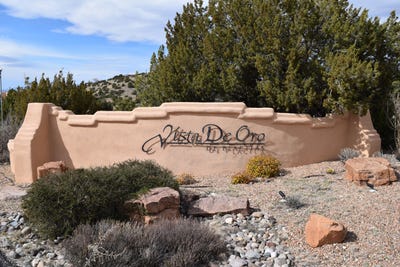 /international/us/10-vista-de-oro-placitas-nm-110097342084/?lang=es