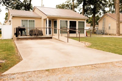 /international/us/220-edgewater-lp-tiptonville-tn-110101681013/