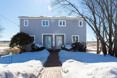/international/us/483-winnacunnett-road-hampton-nh-110106978283/