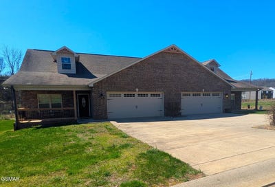 /international/us/3023-creekside-villas-drive-dandridge-tn-110106366419/