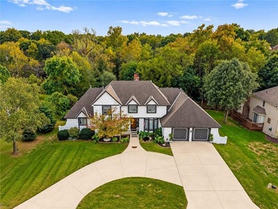 /international/us/9805-e-83rd-terrace-raytown-mo-110120718859/