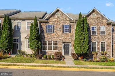/international/us/802-linfield-terrace-ne-leesburg-va-110110278043/