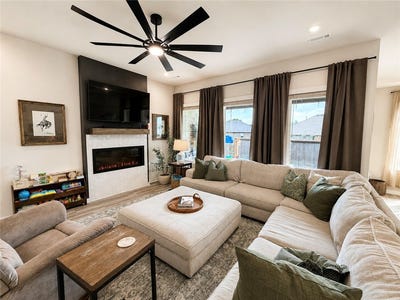 /international/us/431-snow-bend-farmington-ar-110108987771/