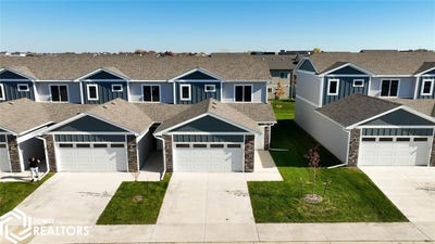 /international/us/243-nw-waverly-drive-waukee-ia-110105960161/