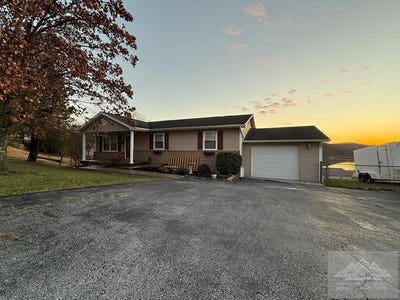 /international/us/411-lakeland-dr-bluefield-wv-110108350617/