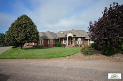 /international/us/104-diamond-hill-drive-garden-city-ks-110108803094/