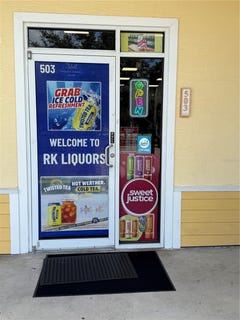 /international/us/4647-clyde-morris-blvd-port-orange-fl-110120652263/