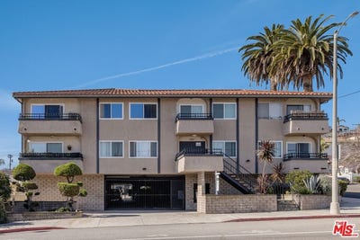 /international/us/785-w-19th-st-san-pedro-ca-110108544798/