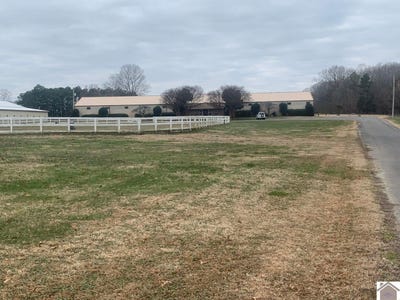 /international/us/4285-schneidman-road-paducah-ky-110104267191/