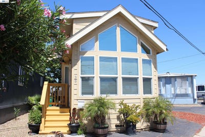 /international/us/621-e-lockeford-street-lodi-ca-110107955944/