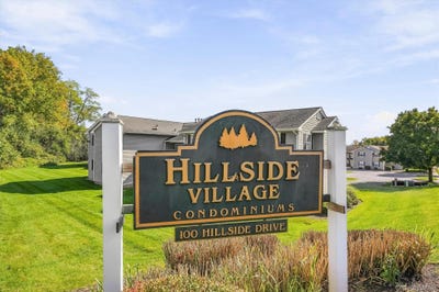 /international/us/100-hillside-drive-middletown-ny-110120644689/