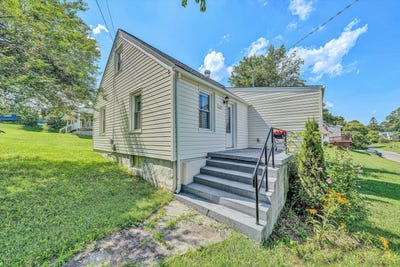 /international/us/1404-10th-st-ne-roanoke-va-110101011927/