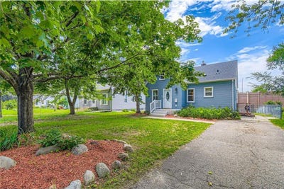/international/us/6520-emerson-avenue-s-richfield-mn-110100472044/?lang=en