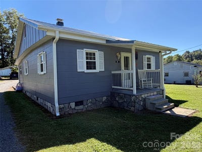 /international/us/41-whitner-drive-marion-nc-110110354817/