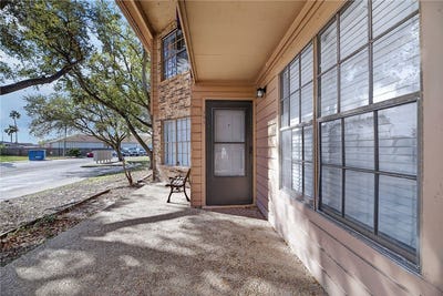 /international/us/7122-premont-drive-corpus-christi-tx-110106552574/