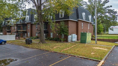 /international/us/2949-harrison-street-paducah-ky-110120745556/