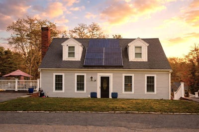 /international/us/54-melbourne-road-hyannis-ma-110107284875/