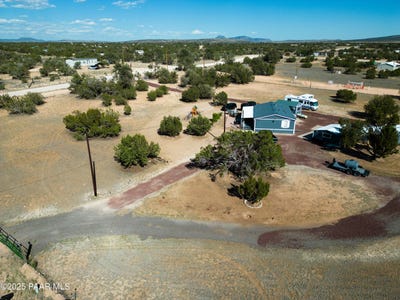 /international/us/27585-el-oro-drive-seligman-az-110100976228/