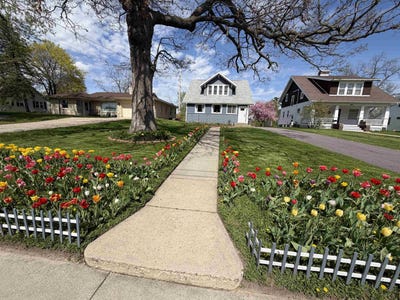 /international/us/333-w-state-street-mauston-wi-110108019358/