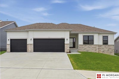 /international/us/4715-n-210th-avenue-elkhorn-ne-110108537433/