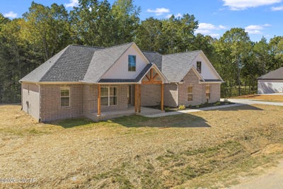 /international/us/1766-baker-road-huntingdon-tn-110109570937/