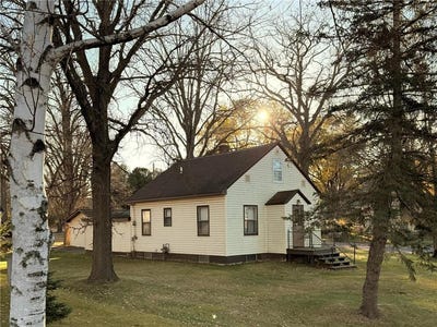 /international/us/685-main-street-w-isle-mn-110098908605/