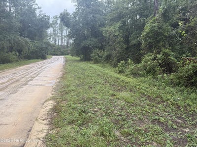 /international/us/boles-avenue-interlachen-fl-110120453046/