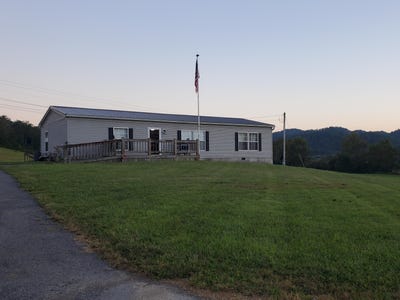 /international/us/6235-tazewell-highway-sneedville-tn-110110190879/