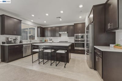 /international/us/385-ramos-ranch-rd-oakley-ca-110107316103/