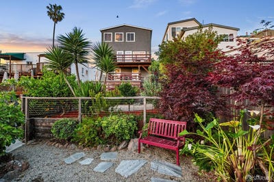 /international/us/4551-fairbairn-avenue-oakland-ca-110099676962/