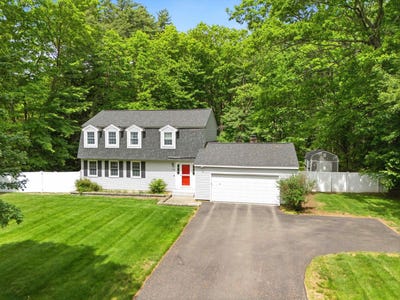 /international/us/20-ministerial-drive-merrimack-nh-110108492033/