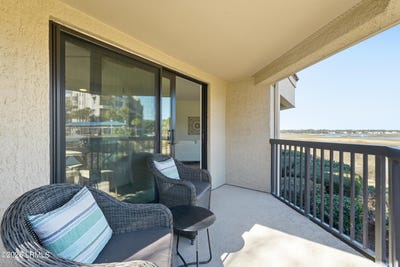 /international/us/2-shelter-cove-lane-hilton-head-island-sc-110107994949/