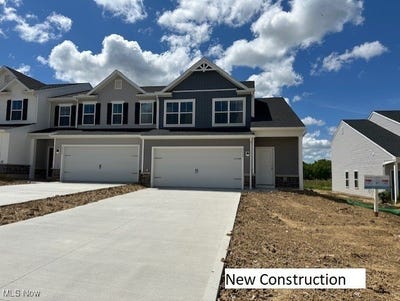 /international/us/2668-gala-road-ne-louisville-oh-110097329110/
