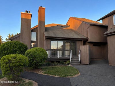 /international/us/28-34-bloomingdale-drive-hillsborough-nj-110107878428/
