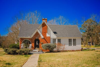 /international/us/542-s-main-street-monticello-ar-110098010696/