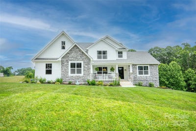 /international/us/164-vance-farm-drive-statesville-nc-110099996674/