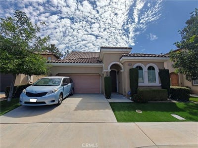 /international/us/10420-meadow-lark-moreno-valley-ca-110107957263/