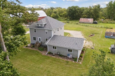 /international/us/2682-110th-street-fredericksburg-ia-110120465621/