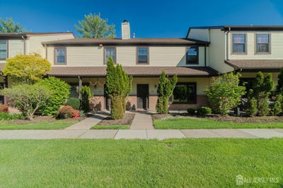 /international/us/103-aspen-drive-north-brunswick-nj-110107877797/