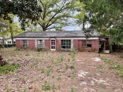 /international/us/231-holley-st-wagener-sc-110107287638/