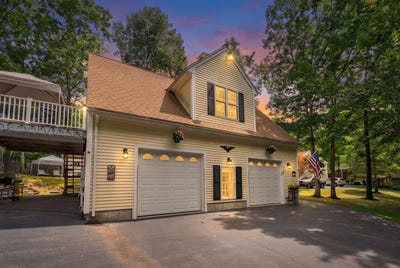 /international/us/6-betty-lane-waterboro-me-110119642050/