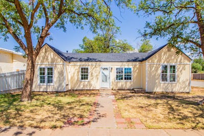 /international/us/1501-8th-street-levelland-tx-110119730088/