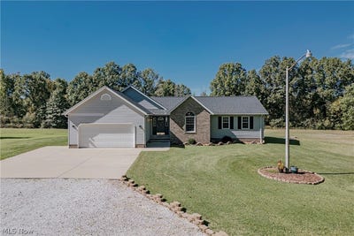 /international/us/15705-lowe-road-ne-alliance-oh-110120156818/