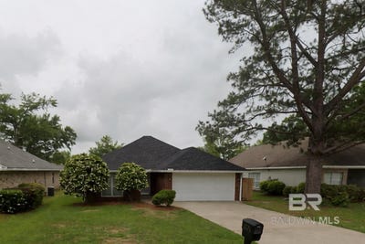 /international/us/1701-e-woodbridge-circle-foley-al-110107306778/