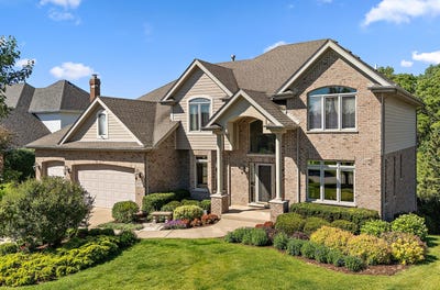 /international/us/19257-beaver-creek-lane-mokena-il-110108977366/