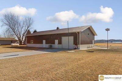 /international/us/330-e-15th-street-decatur-ne-110108494327/